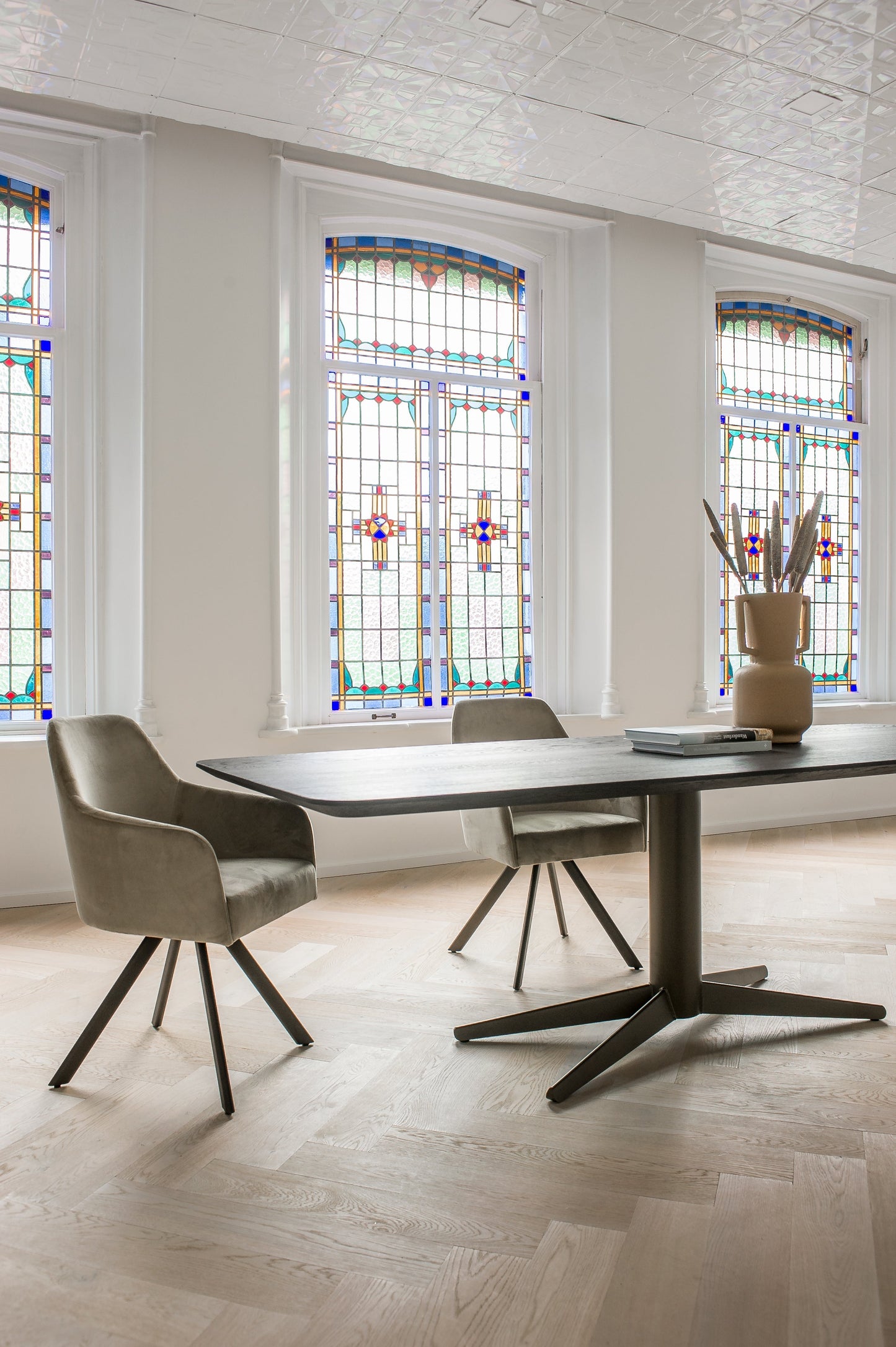 Eettafel Lumos halve cirkel eiken