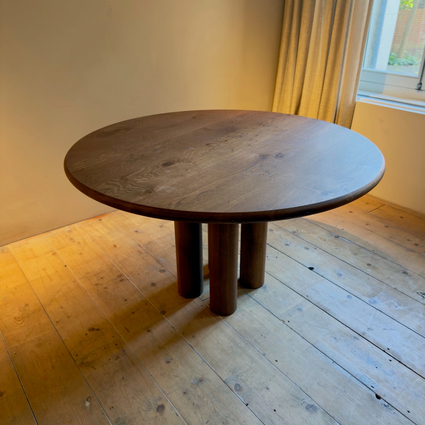 Massief eiken ronde eettafel – Ø130 cm