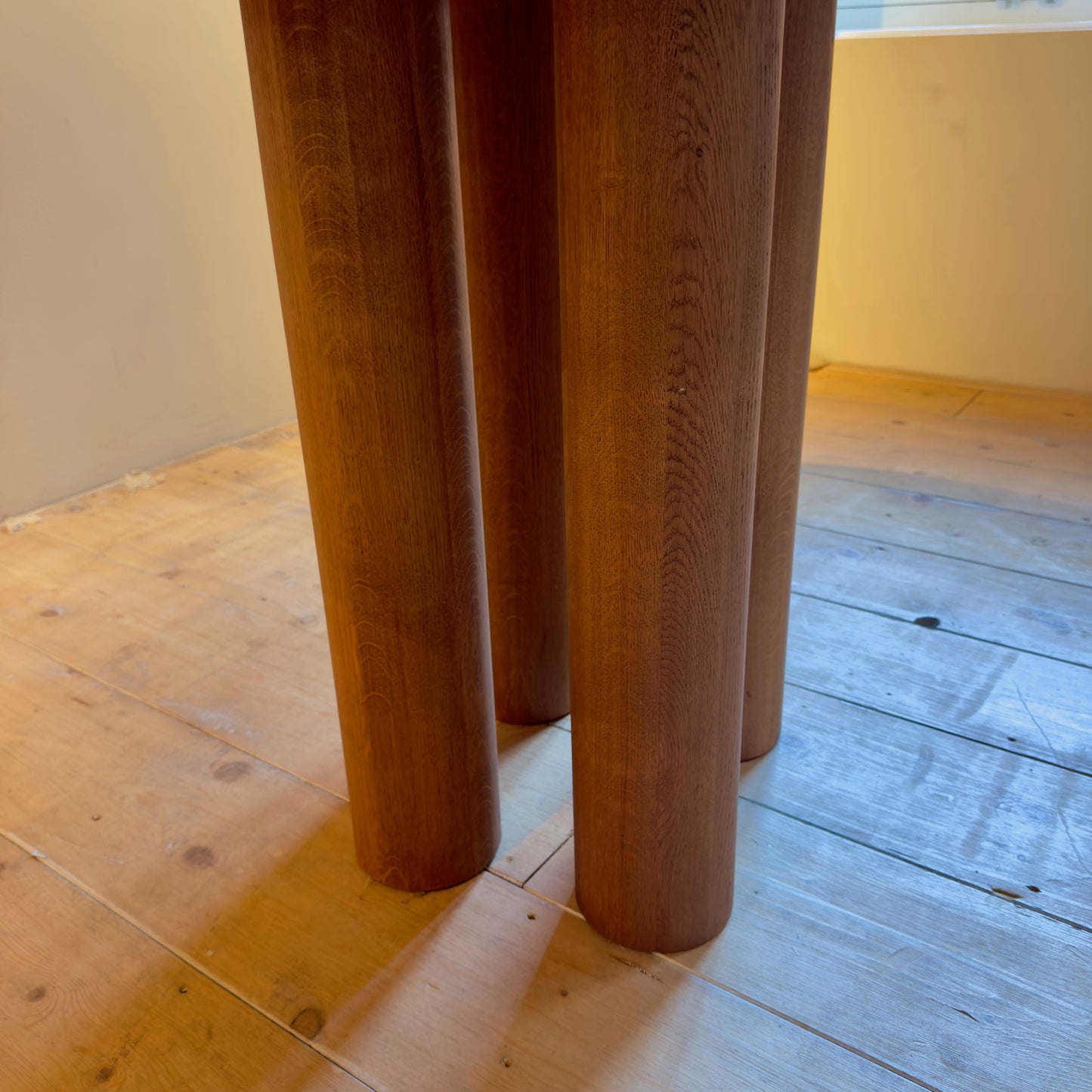 Massief eiken ronde eettafel – Ø130 cm